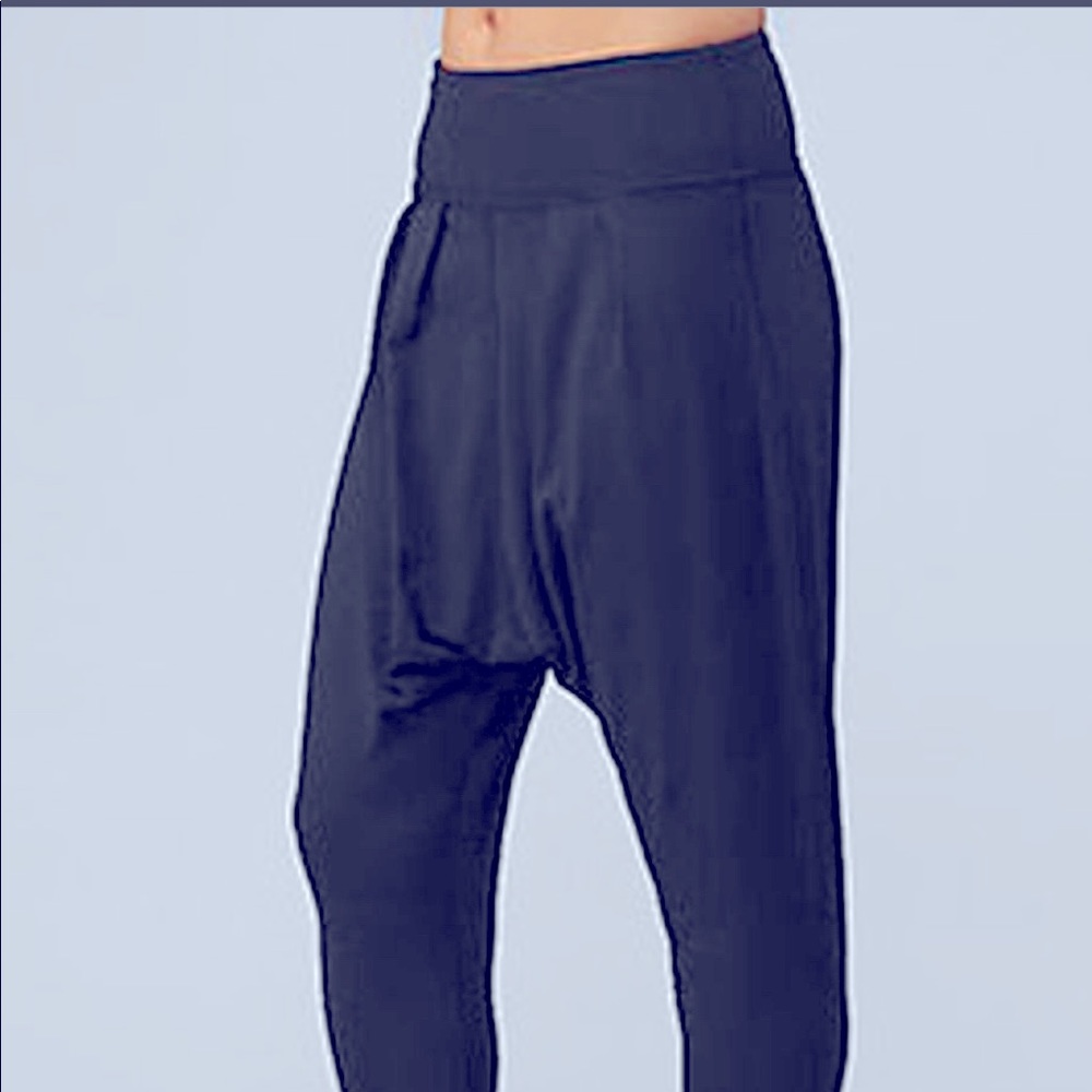 Lululemon harem/yoga pant